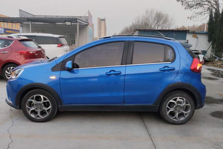 Used Geely Auto Vision X1 2017 1.3L Automatic Fun Edition
