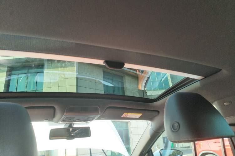 Used Volkswagen FAW-Volkswagen CC 2016 1.8TSI Luxury Model
