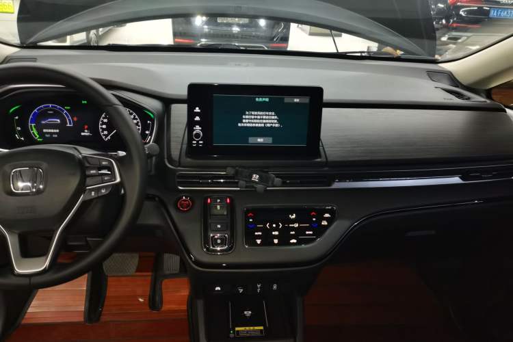 Used Honda Elysion 2022 2.0L eHEV Luxury Edition
