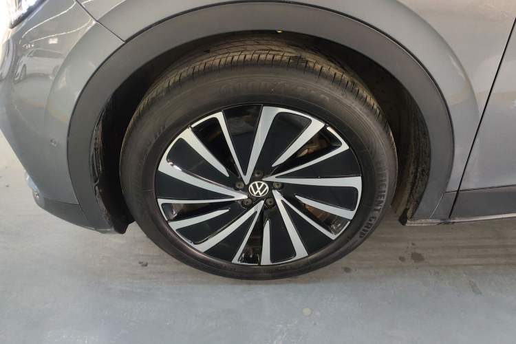 Used Volkswagen ID.4 X 2023 Smart Enjoyment Long-Range Version
