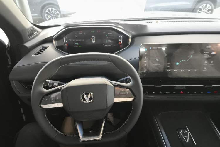 Used Changan CS55PLUS PHEV 2025 Smart New Blue Whale 125km Battleship Edition