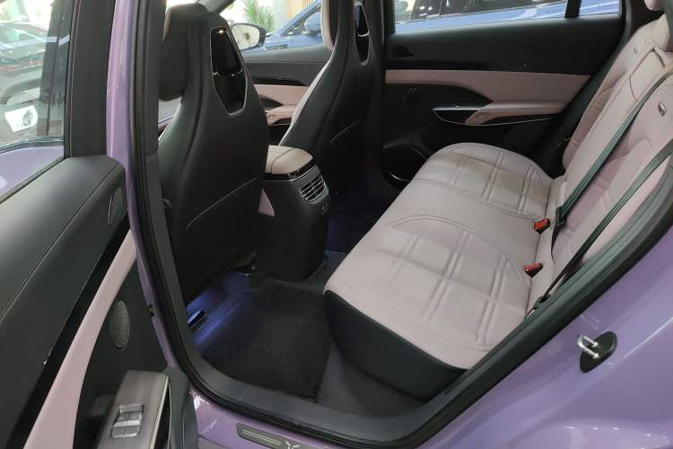 Used Hongqi Tiangong 08 2025 680 Ultra Four-Wheel-Drive Version