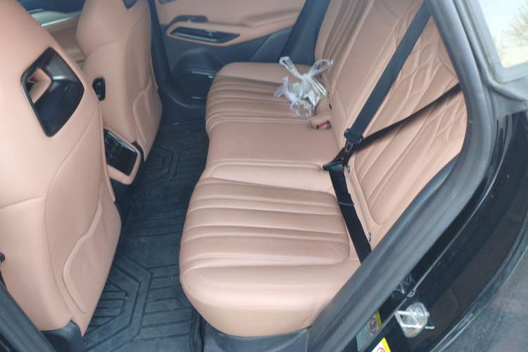 Used BYD Song L EV 2024 662 km Excellence Version
