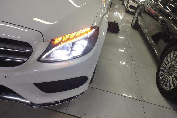 Used Mercedes-Benz C-Class 2017 Facelift C 200 L Sport Edition