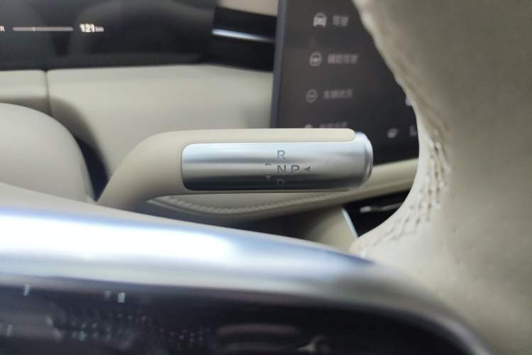 Used Hima AITO M5 2025 Extended-Range Ultra Rear-Wheel-Drive Version
