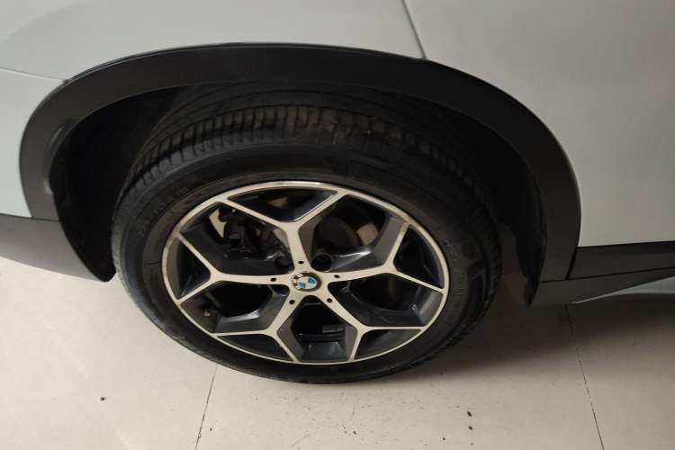 Used BMW X1 2016 sDrive20Li Luxury Model
