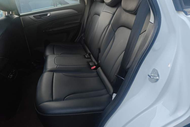 Used Haval M6 2021 PLUS 1.5T DCT Luxury Smart Connectivity Model