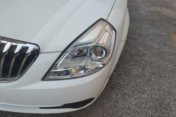 Used Buick Excelle 2013 1.5L Manual Classic Model
