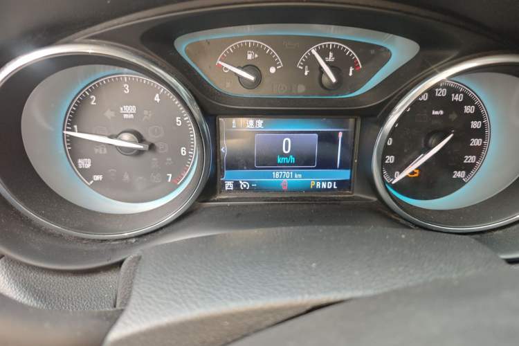 Used Buick Envision 2017 20T Two-Wheel Drive Luxury Model
