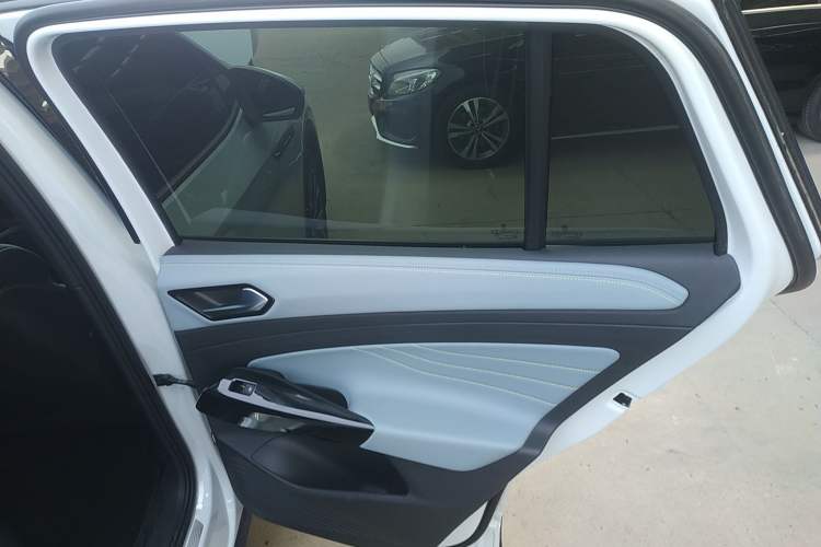 Used Volkswagen ID.4 X 2022 Pure Smart Edition
