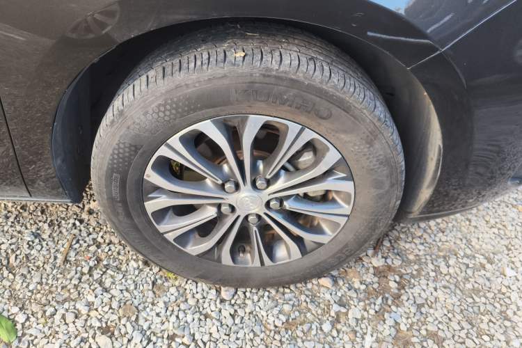 Used Buick GL8 2021 Land Cruiser Executive Class 652T Comfort Model