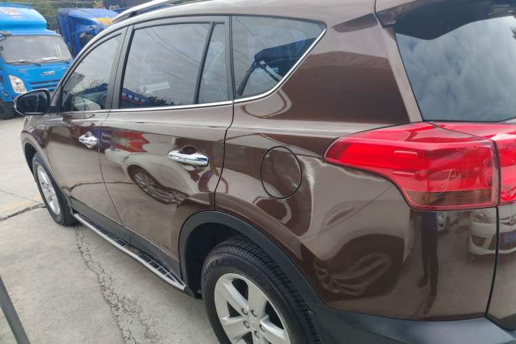 Used Toyota RAV4 2013 2.5L Automatic 4x4 Elite Edition
