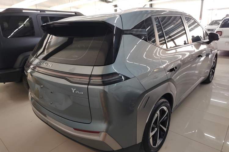 Used AION Y 2023 Plus 510 Smart Edition
