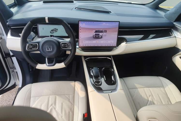 Used Zeekr 009 2024 Six-Seat Executive Version 4WD 108 kWh