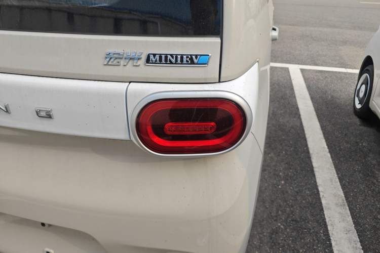 Used Wuling Hongguang MINIEV 2024 3rd Generation 215km Youth Edition