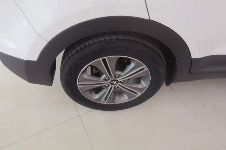 TDK.VehicleDetails.img