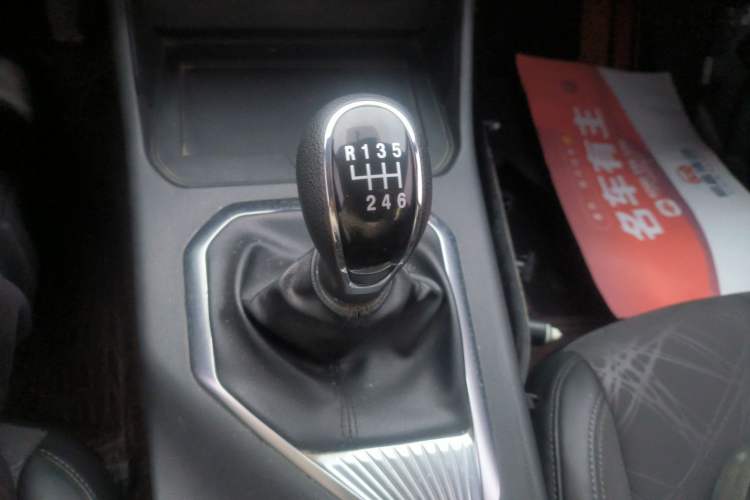 Used Great Wall King Kong Poer 2022 2.0T Manual Diesel Two-Wheel Drive Elite Version with Long Bed GW4D20M