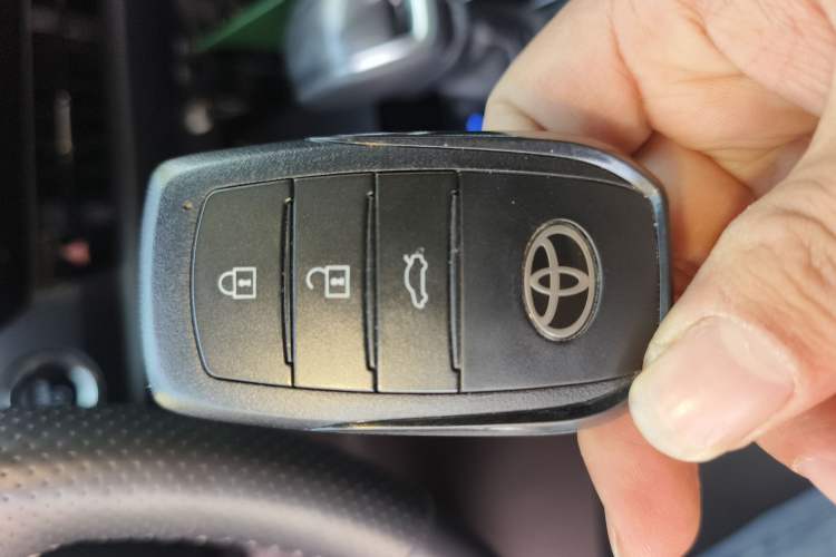 Used Toyota Camry 2024 Dual-Motor 2.0 HG Premium Edition