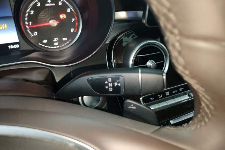 Used Mercedes-Benz GLC 2018 GLC 260 4MATIC Dynamic Edition
