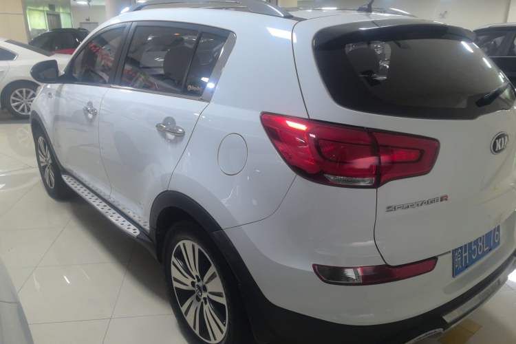 Used Kia Sportage R 2015 2.0L Automatic Two-Wheel Drive DLX Model