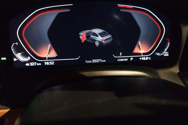 Used BMW 3 Series 2021 Second Facelift 325Li M Sport Package
