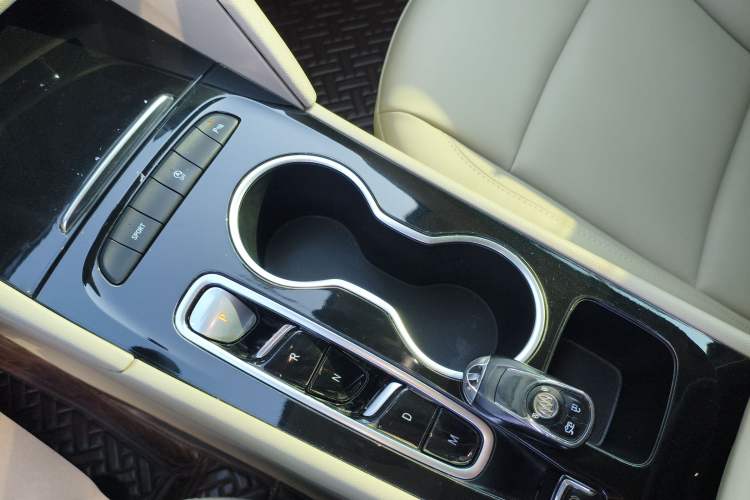 Used Buick Regal 2020 552T Elite Edition
