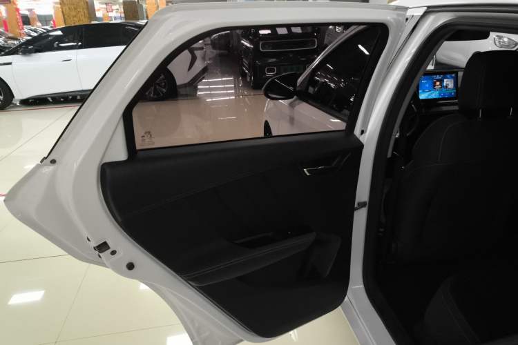 Used BYD e2 2020 Upgraded Model Standard Range Version Standard Configuration
