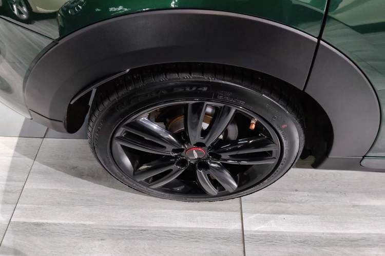 Used  MINI 2018 1.5T COOPER Racing Edition Five-Door Version
