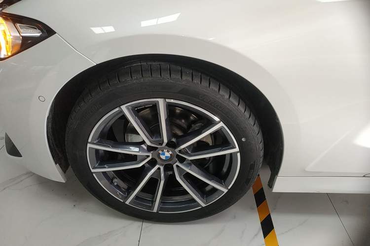 Used BMW 3 Series 2023 325Li M Sport Package
