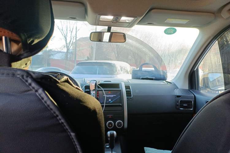 Used Dongfeng Fengdu MX6 2016 2.0L CVT Two-Wheel Drive Excellence Edition