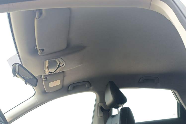 Used Geely Auto Emgrand 2023 4th Generation Champion Edition 1.5L CVT Luxury Model
