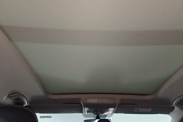 Used Volkswagen Tiguan L 2024 330TSI Automatic Two-Wheel Drive R-Line Enhanced Edition
