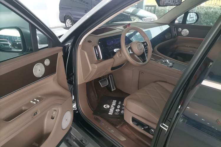 Used Hima AITO M9 2025 Extended-Range Ultra Version 52 kWh 5-Seater Edition