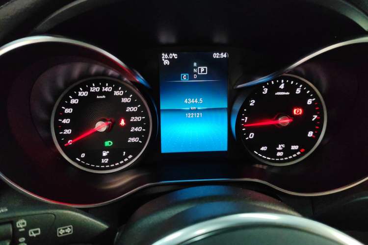 Used Mercedes-Benz GLC 2020 GLC 260 L 4MATIC Dynamic Model