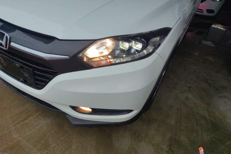 Used Honda Vezel 2017 1.5L CVT 2WD Comfort Model
