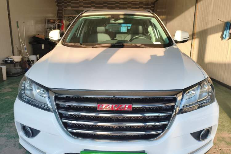 Used Haval H2 2017 Red-Label 1.5T Manual Two-Wheel Drive Luxury Model

