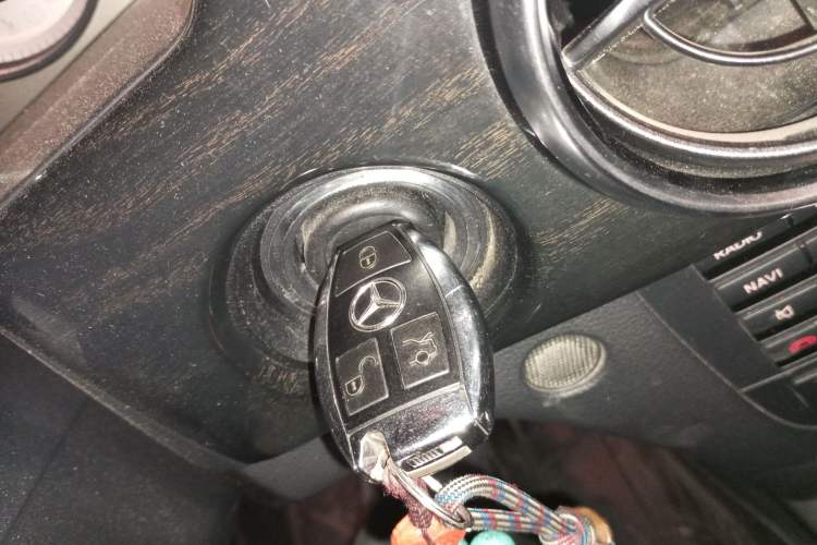 Used Mercedes-Benz GLK-Class 2015 GLK 260 4MATIC Fashion Edition Ultimate Version