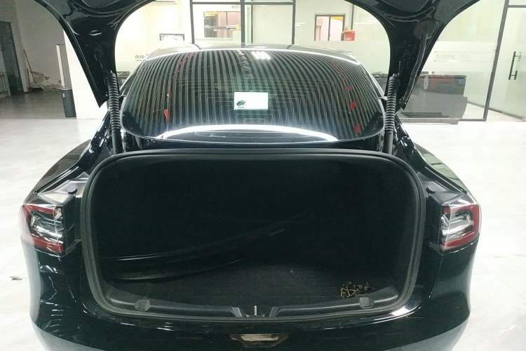 Used Tesla Model 3 2019 Standard Range Rear-Drive Upgraded Version
