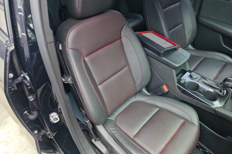 Used Chevrolet Blazer 2020 RS 650T 4x4 7-Seater Hardcore Edition
