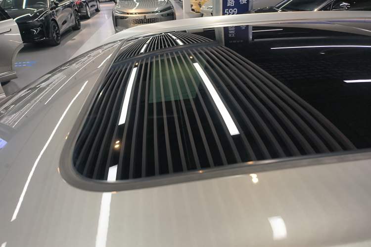 Used Wey Mocha New Energy 2024 Hi4 Four-Wheel Drive Long-Range Version
