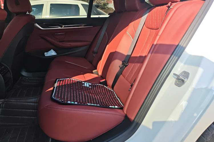 Used BMW 5 Series 2022 Second Facelift 525Li M Sport Package