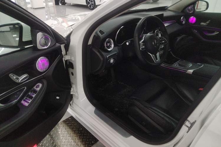 Used Mercedes-Benz C-Class 2019 C 180 L Fashion Edition Sport Version
