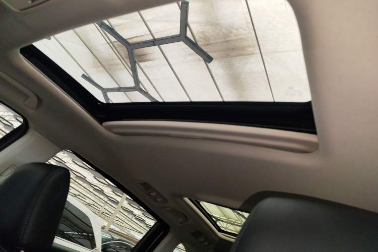 Used Honda Elysion 2024 2.0L eHEV Luxury Edition
