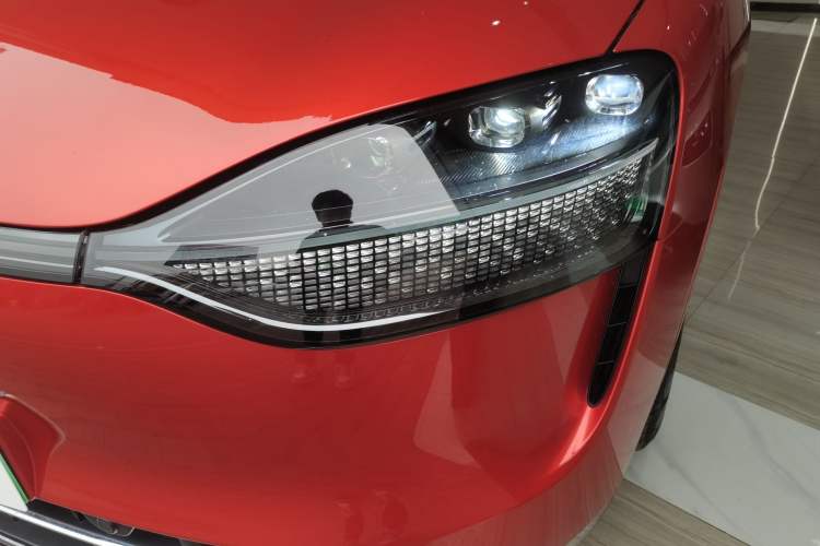 Used Hima AITO M9 2024 Range-Extended Ultra Version 42 kWh 6-Seater Model