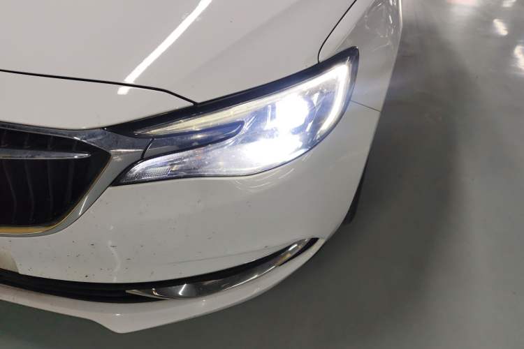 Used Buick GT 2019 18T Automatic Connected Elite Model China VI Standard
