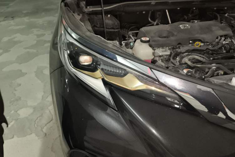 Used Toyota Granvia 2023 2.5L Hybrid Comfort Edition