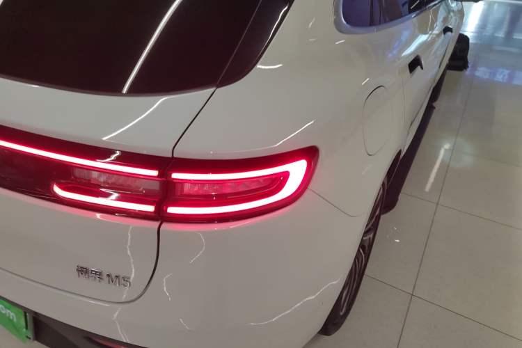 Used Hima AITO M5 2022 Extended-Range Four-Wheel Drive Performance Version