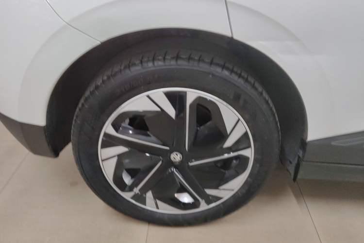 Used MG 4 EV 2023 415 km Range Sea-Faring Champion Edition
