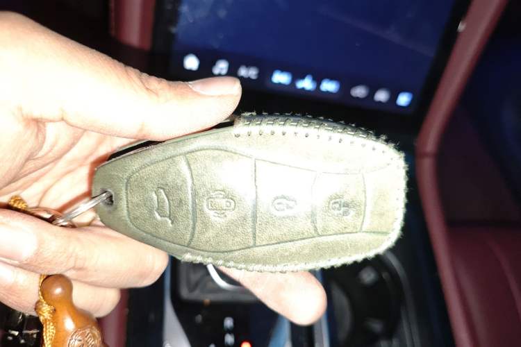 Used Hongqi H5 2023 2.0T Automatic Smart Connect Flagship Edition