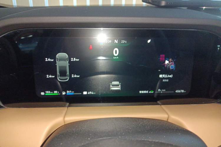 Used Hima AITO M5 2022 Extended-Range Four-Wheel Drive Performance Version
